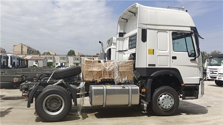 Dangote Howo 336 Tractor Truck 4x2 for Sale In Nigeria